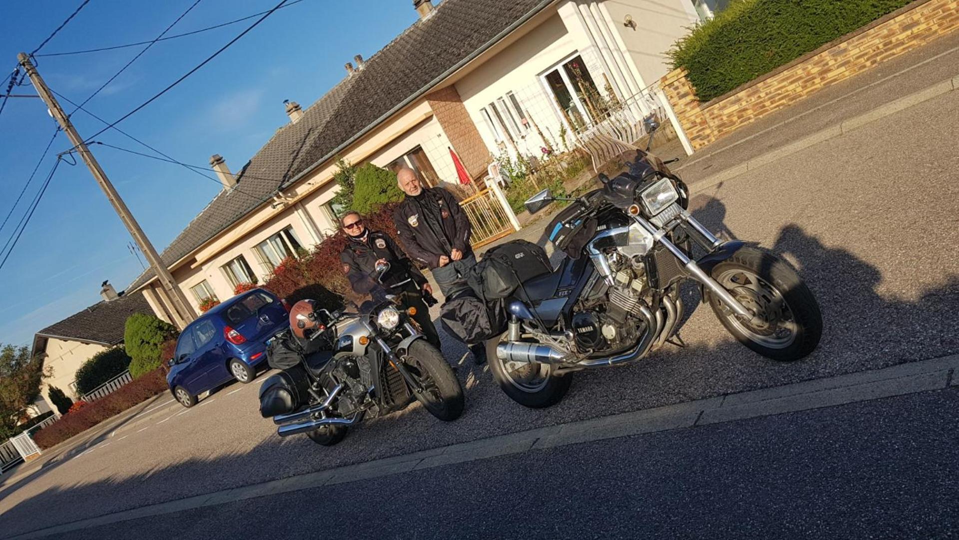 ホテル Le Domaine Des Pres Lachambre エクステリア 写真
