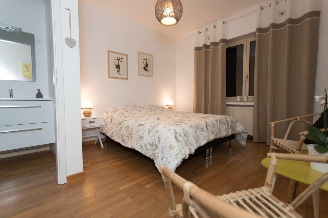 ホテル Le Domaine Des Pres Lachambre エクステリア 写真